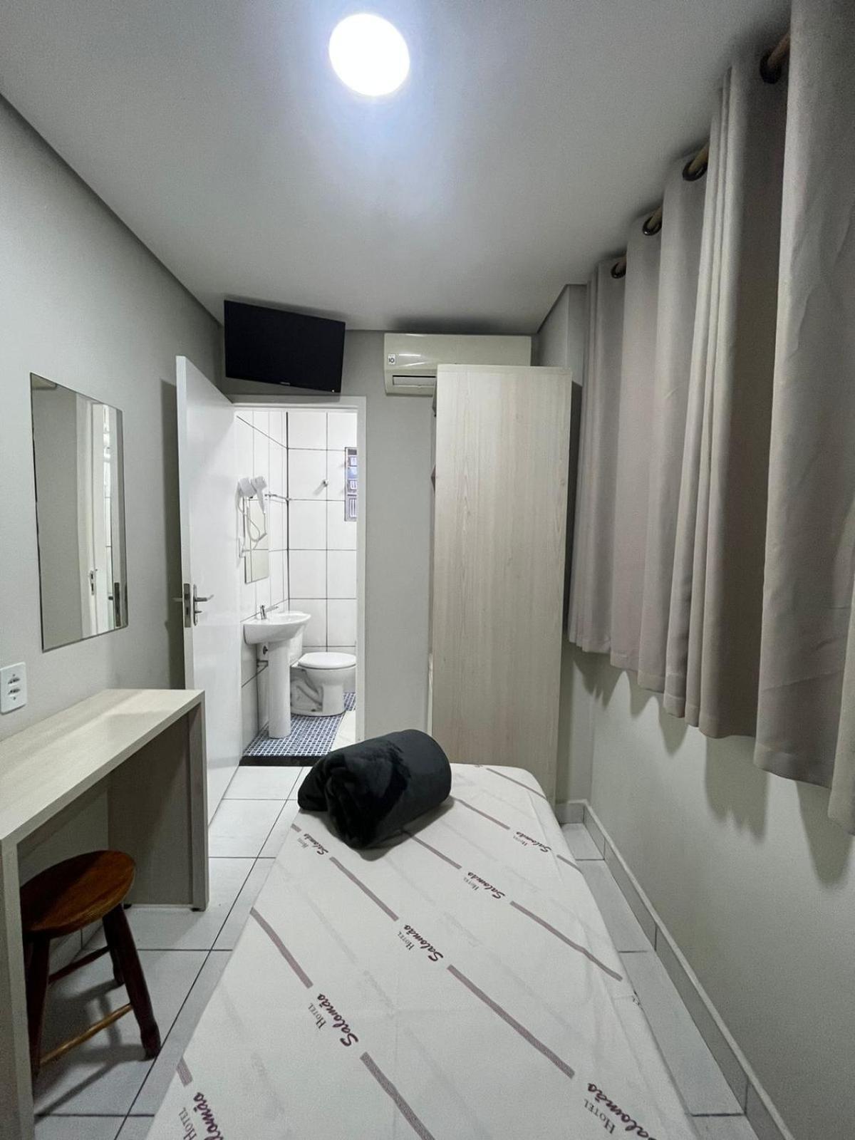 Hotel Salomao - Proximo A 25 De Marco, Bom Retiro, Bras E Rua Santa Efigenia, A 2 Minutos Do Mirante Sampa Sky E Pista De Skate Anhangabau Σάο Πάολο Εξωτερικό φωτογραφία
