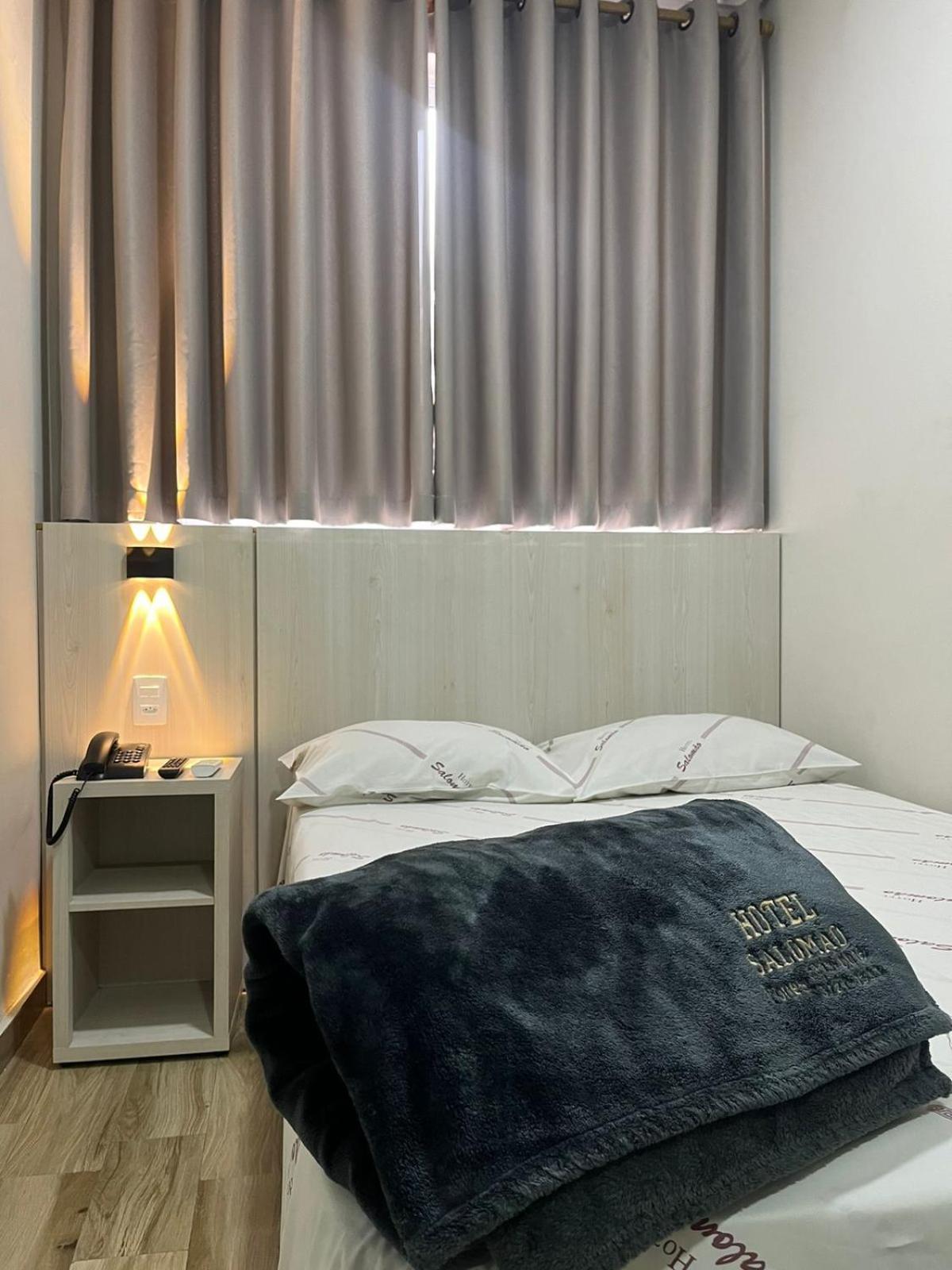 Hotel Salomao - Proximo A 25 De Marco, Bom Retiro, Bras E Rua Santa Efigenia, A 2 Minutos Do Mirante Sampa Sky E Pista De Skate Anhangabau Σάο Πάολο Εξωτερικό φωτογραφία