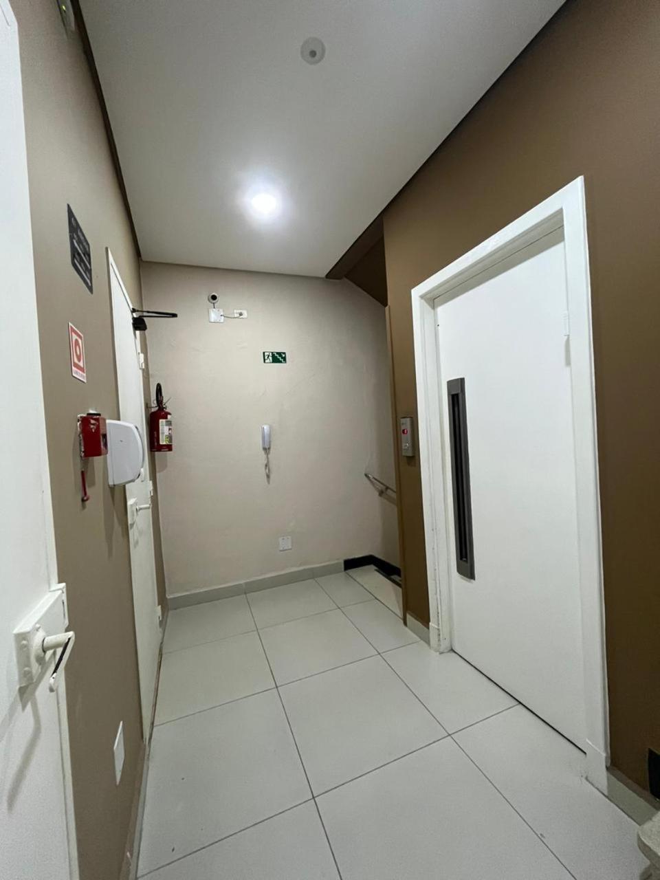 Hotel Salomao - Proximo A 25 De Marco, Bom Retiro, Bras E Rua Santa Efigenia, A 2 Minutos Do Mirante Sampa Sky E Pista De Skate Anhangabau Σάο Πάολο Εξωτερικό φωτογραφία