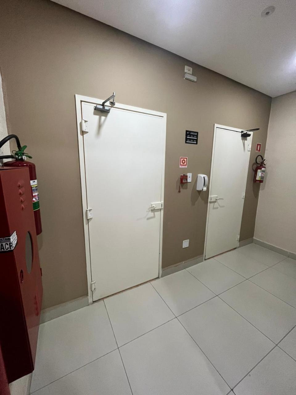 Hotel Salomao - Proximo A 25 De Marco, Bom Retiro, Bras E Rua Santa Efigenia, A 2 Minutos Do Mirante Sampa Sky E Pista De Skate Anhangabau Σάο Πάολο Εξωτερικό φωτογραφία
