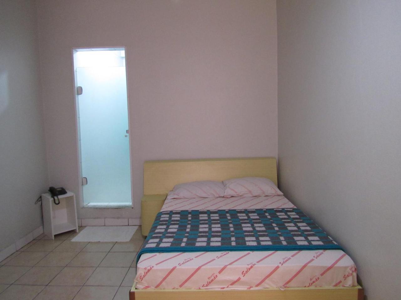 Hotel Salomao - Proximo A 25 De Marco, Bom Retiro, Bras E Rua Santa Efigenia, A 2 Minutos Do Mirante Sampa Sky E Pista De Skate Anhangabau Σάο Πάολο Εξωτερικό φωτογραφία